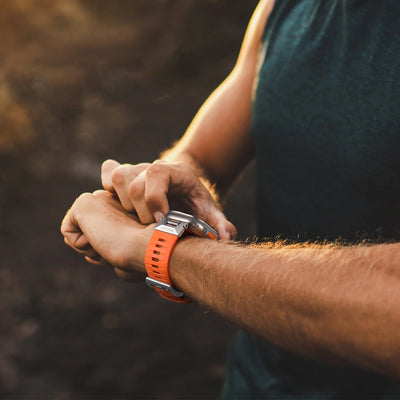 Bandletic_fluororubber_Apple_Watch_Band_Black_Adapter 