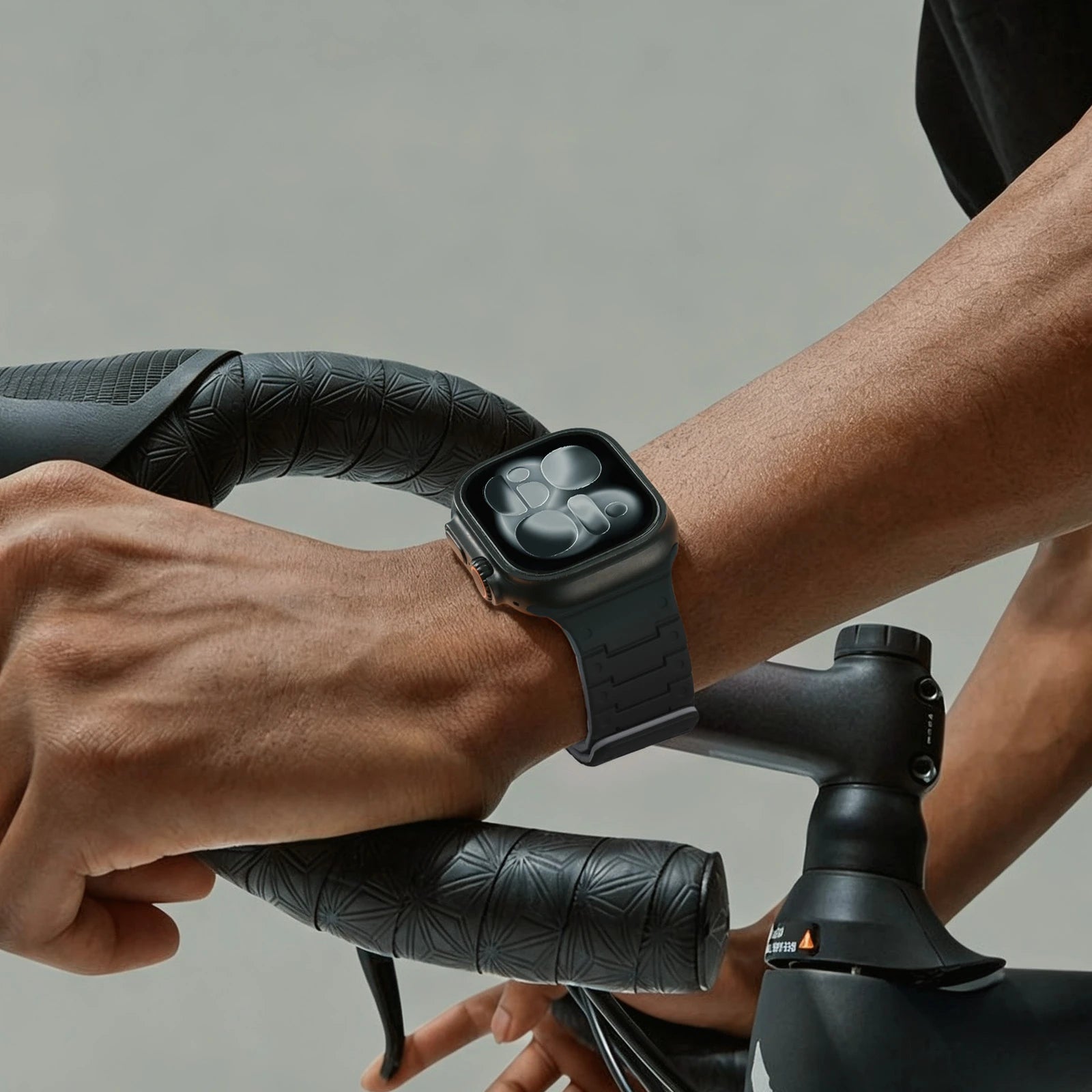 Cube Magnetic Sport Band