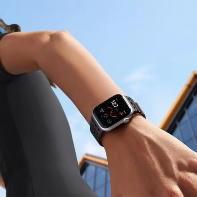 R_Lite_Fit_Magnetic_Apple_Watch_Band 